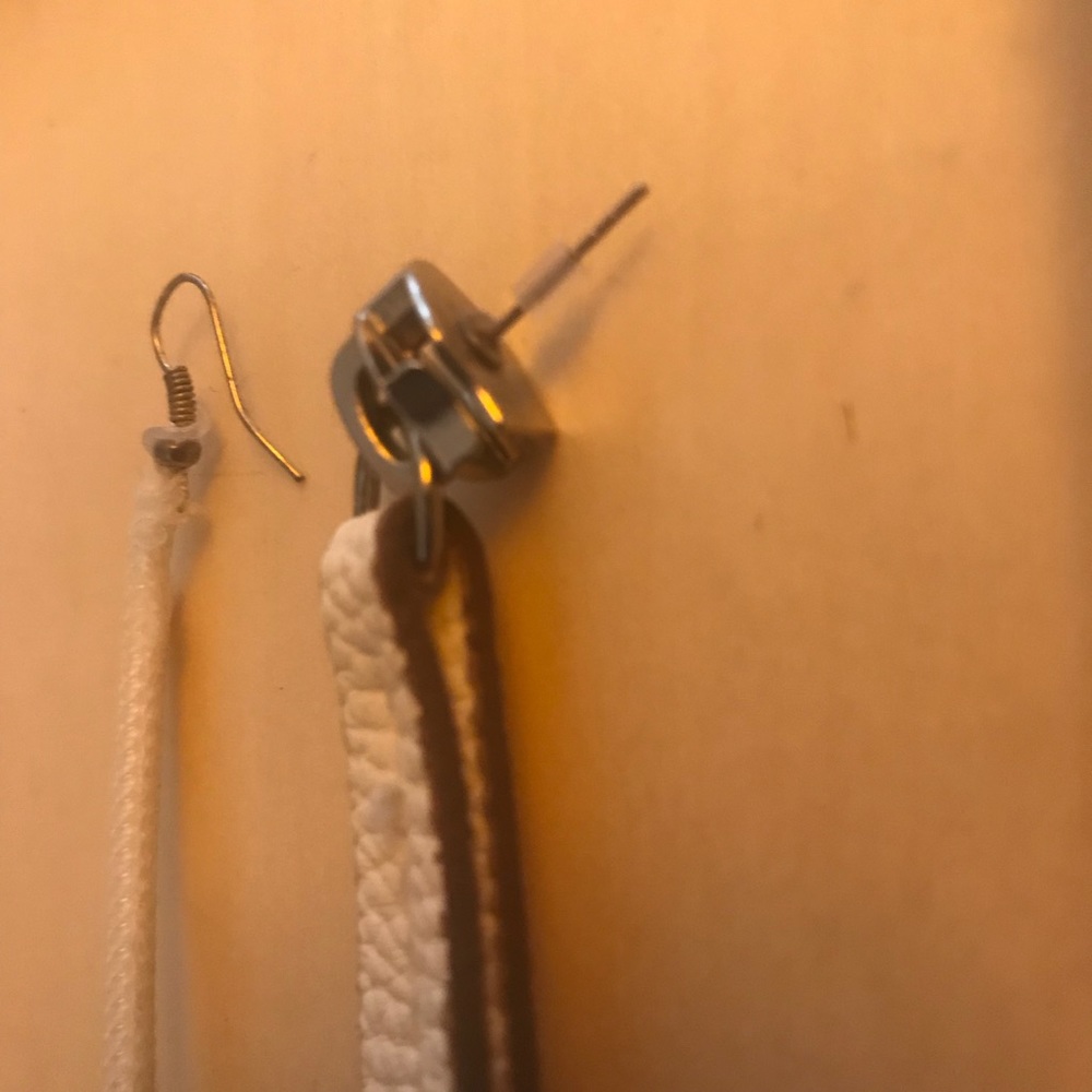 Zipper earrings - Picture 3 of 4